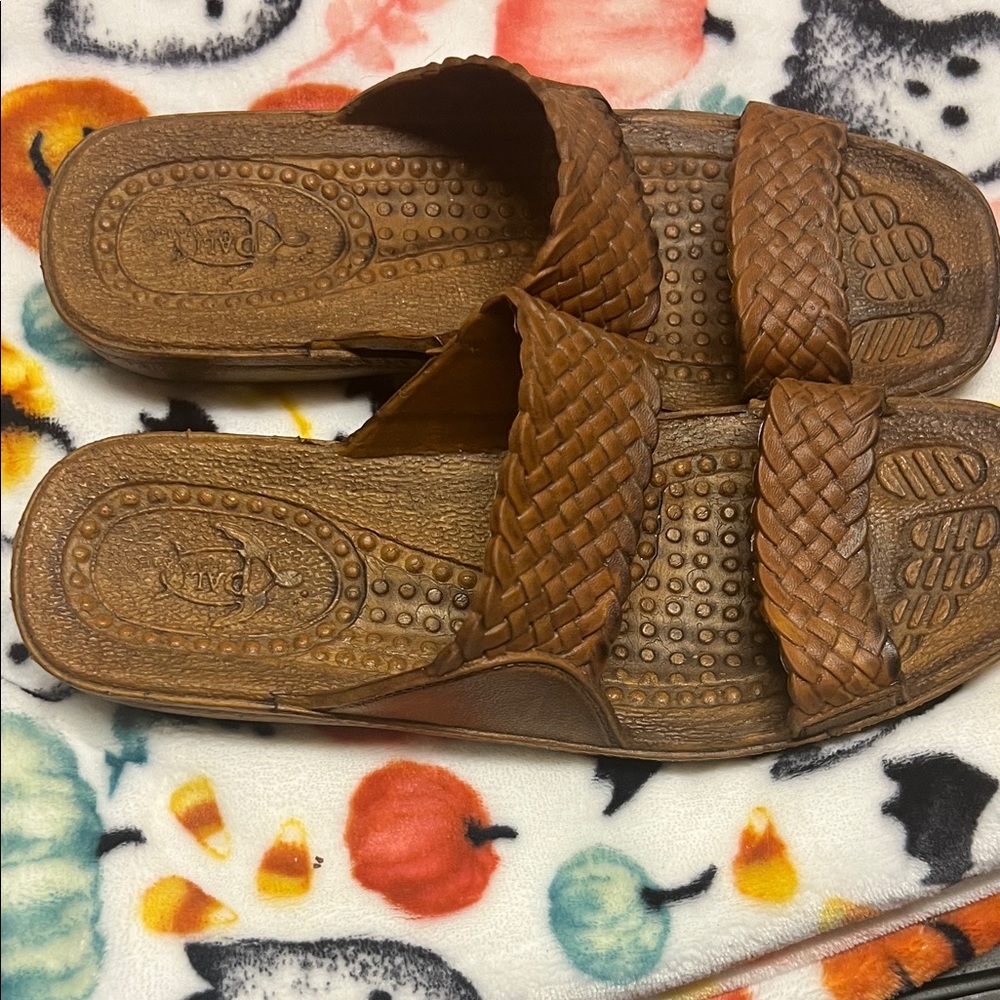 Pali Hawaii Brown Sandals
